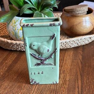 Ceramic Green Bird Wall Vase/ Wall Pocket